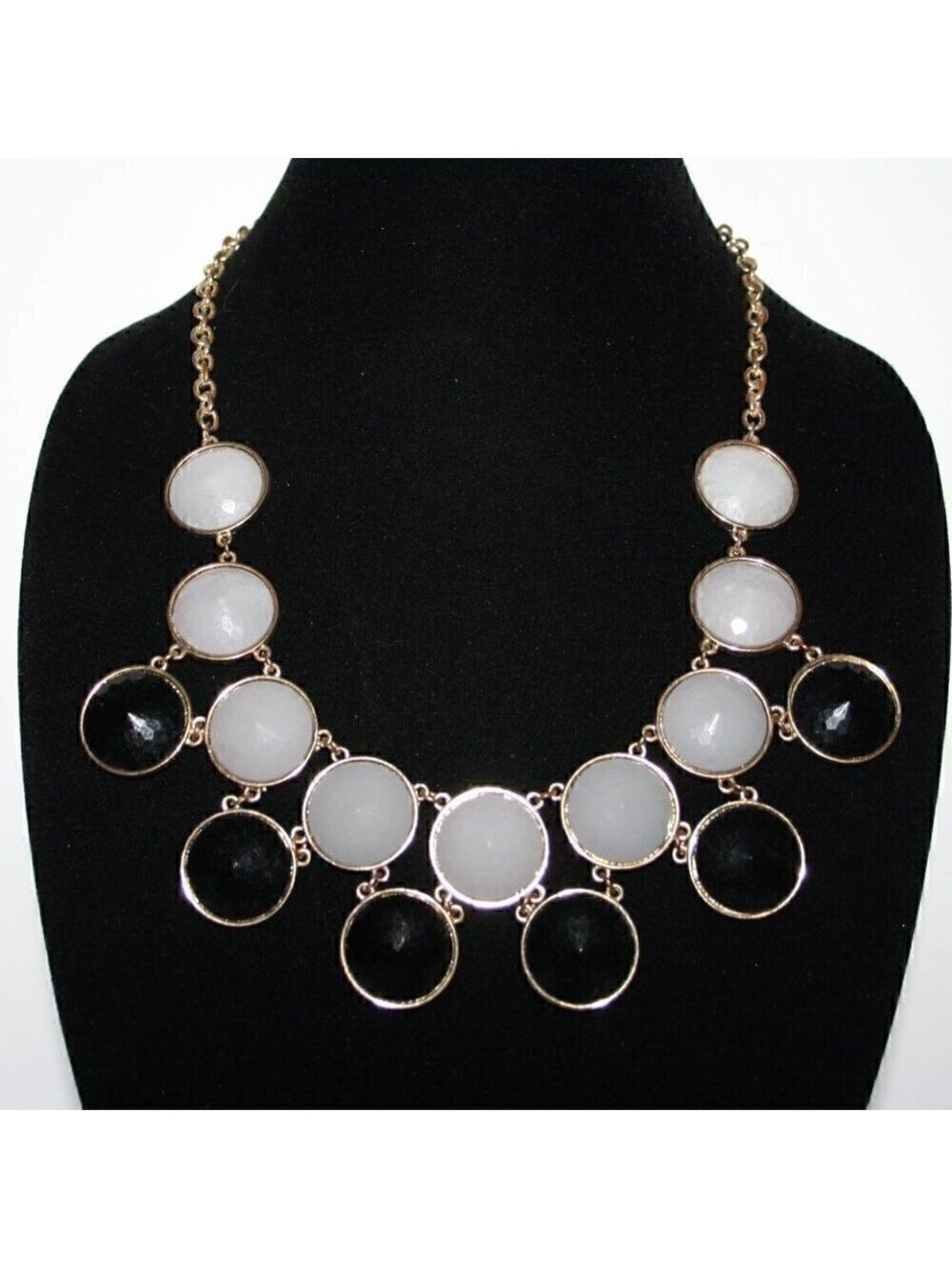𝅺GOLD black and gray bib style statement necklace